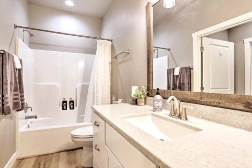 New! Cozy & Modern Spearfish Home Near Downtown! Экстерьер фото