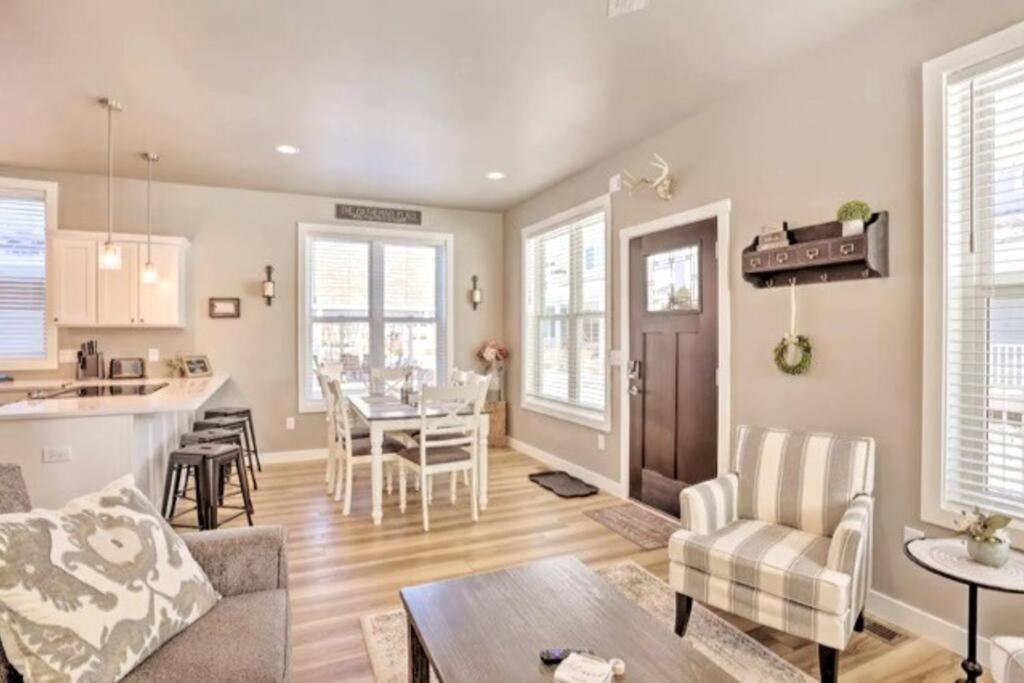 New! Cozy & Modern Spearfish Home Near Downtown! Экстерьер фото